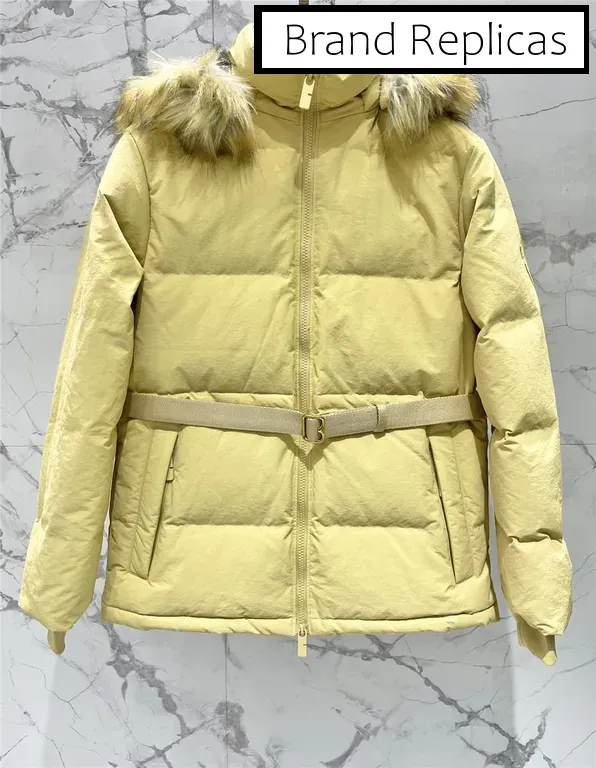 Burberry Hooded Cropped Puffer Jacket